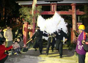 熊野神社の­鬼追い