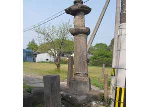 橋野六地蔵­塔