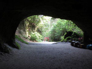 溝ノ口洞穴